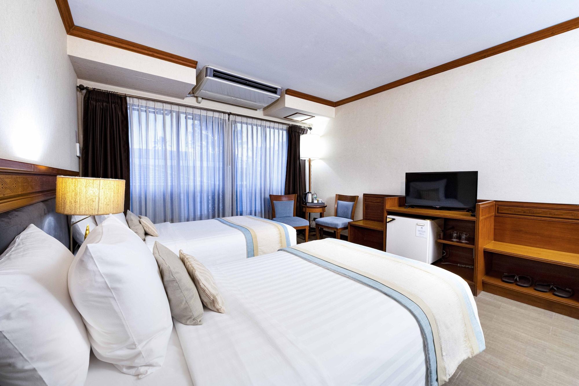Tohsang Heritage Ubon Ratchathani Hotel Exterior photo